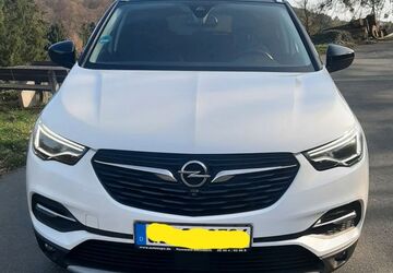 Opel Grandland (X) 153.600 km 14.900 &euro; Gießen-Wieseck 35396