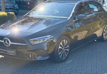 Mercedes-Benz A 180 18.901 km 27.180 &euro; Marburg 35039