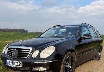 Mercedes-Benz E 320 339.700 km 9.999 &euro; Mücke 35325