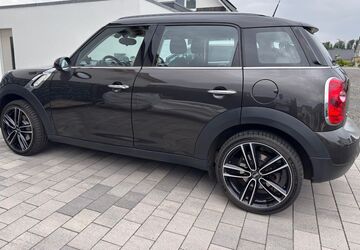 Mini Countryman C (Cooper) 114.000 km 9.000 &euro; Stadtallendorf 35260