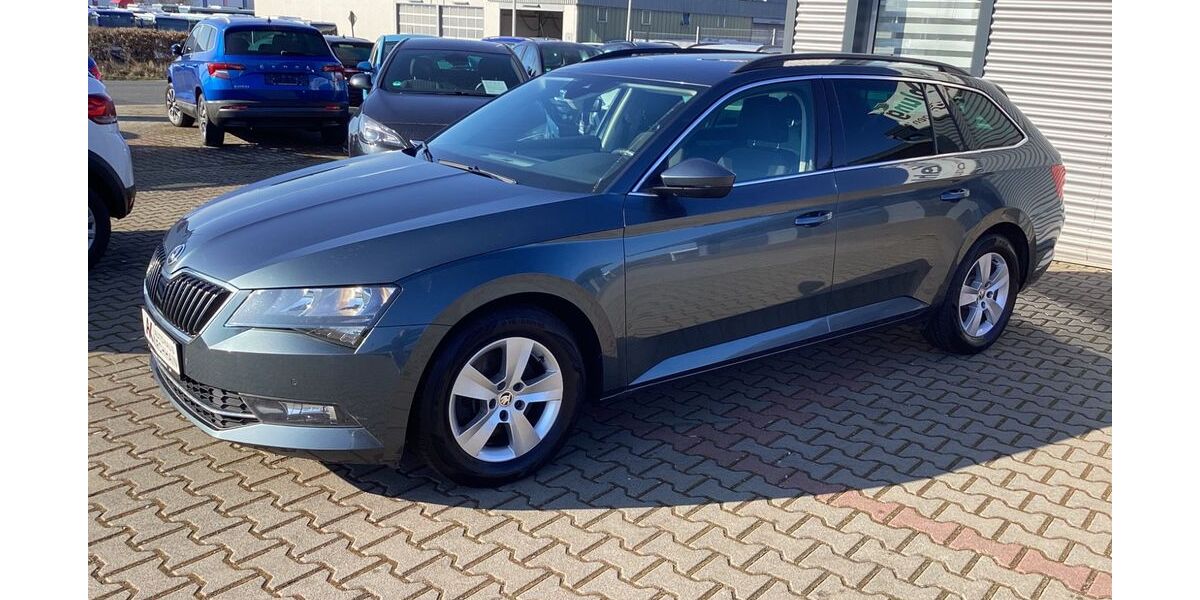Skoda Superb 154.184 km 15.900 &euro; Kirchhain 35274