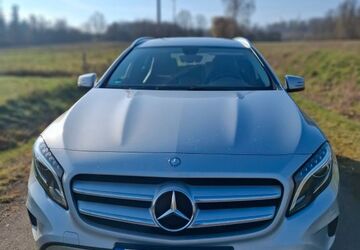 Mercedes-Benz GLA 200 102.000 km 14.250 &euro; Amöneburg 35287