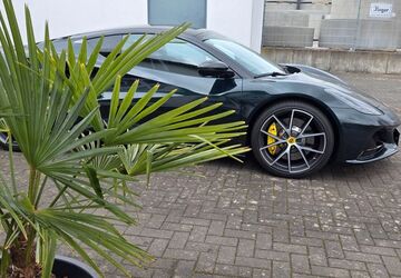 Lotus Emira 14.500 km 85.500 &euro; Marburg 35037